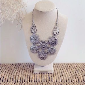Stella and dot necklace